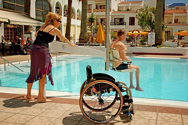 wheelchair friendly hotels in Los Cristianos